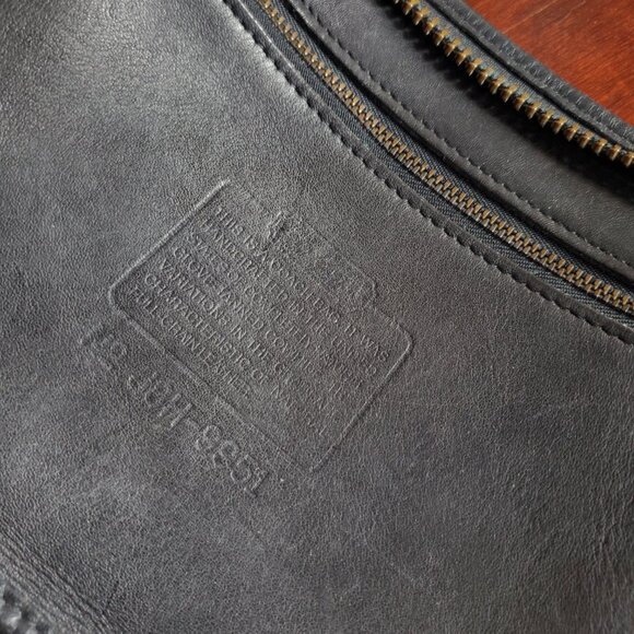 Vintage 90's Coach 9951 Legacy Patricia Saddle Bag in Black Glove Tanned Leather - Picture 5 of 10